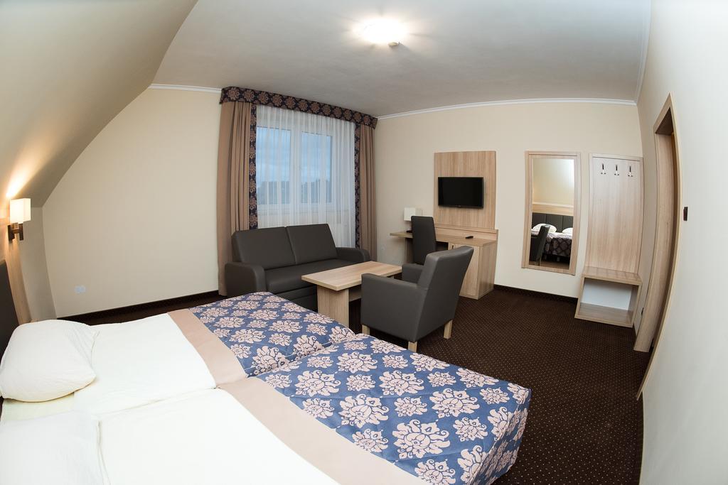 Motel Db2000 Biłgoraj Стая снимка