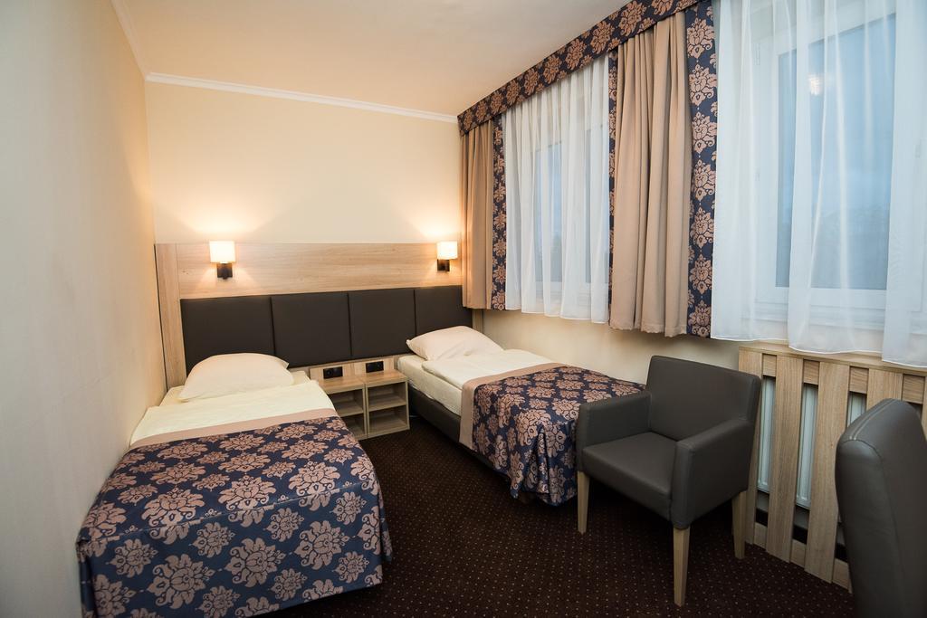 Motel Db2000 Biłgoraj Стая снимка